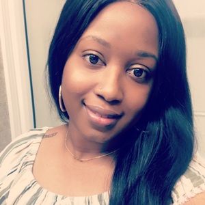 Meet your Posher, Arlisha